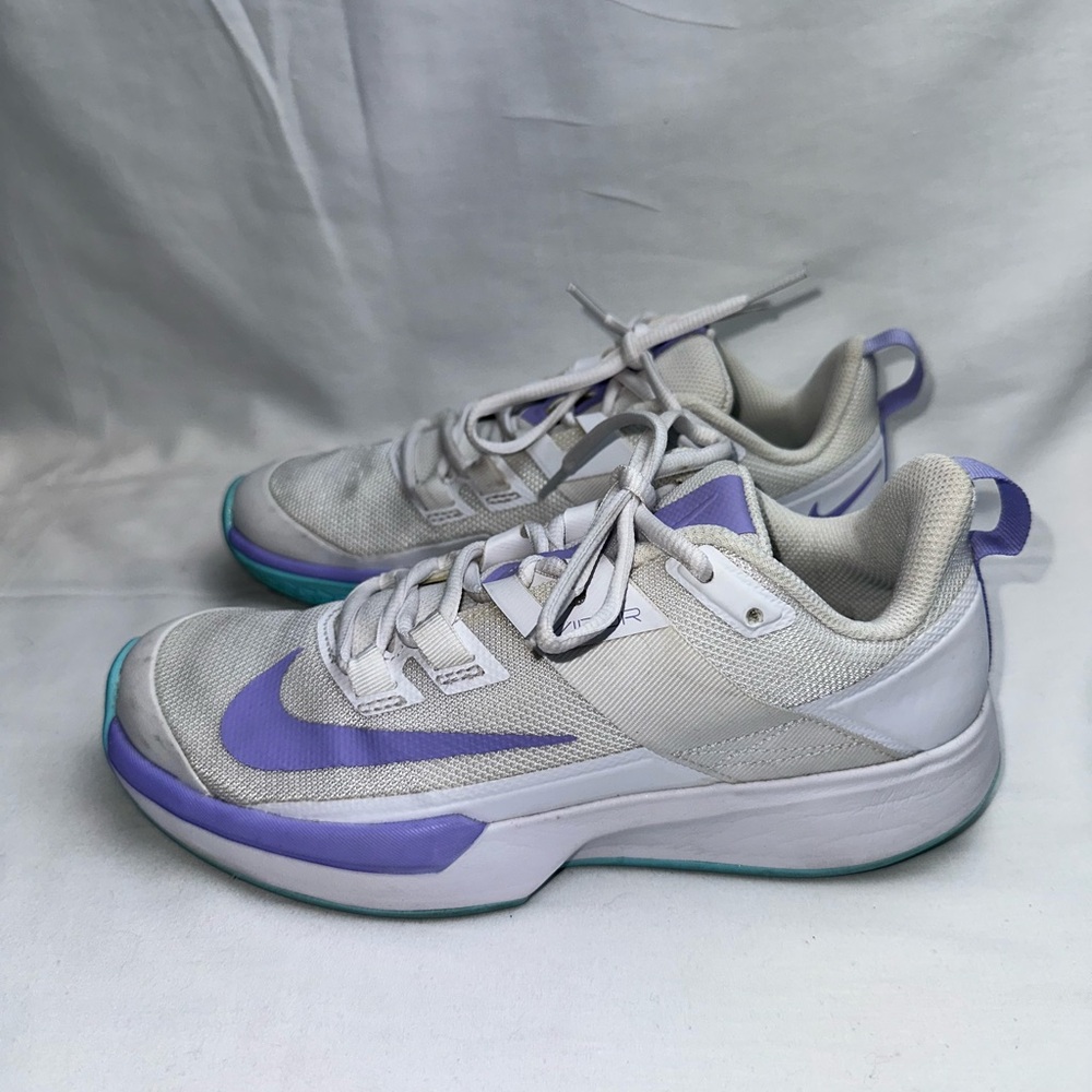 Nike Court Vapor Lite athletic Sneakers for women size 6.5‎